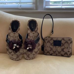 Coach Signature SANDALS ONLY